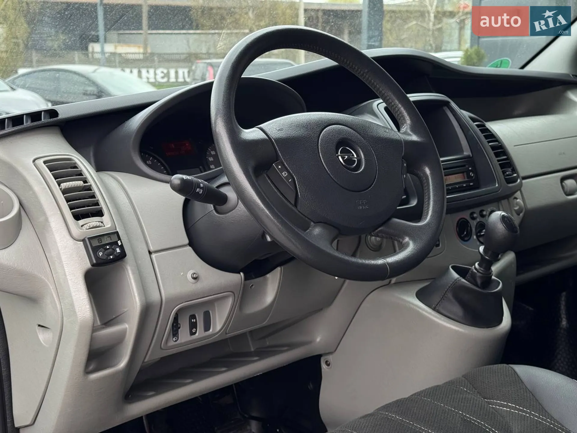 2010 Opel Vivaro - мініатюра 18