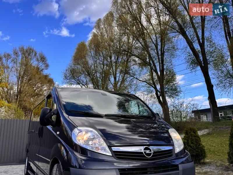 Opel Vivaro 2014