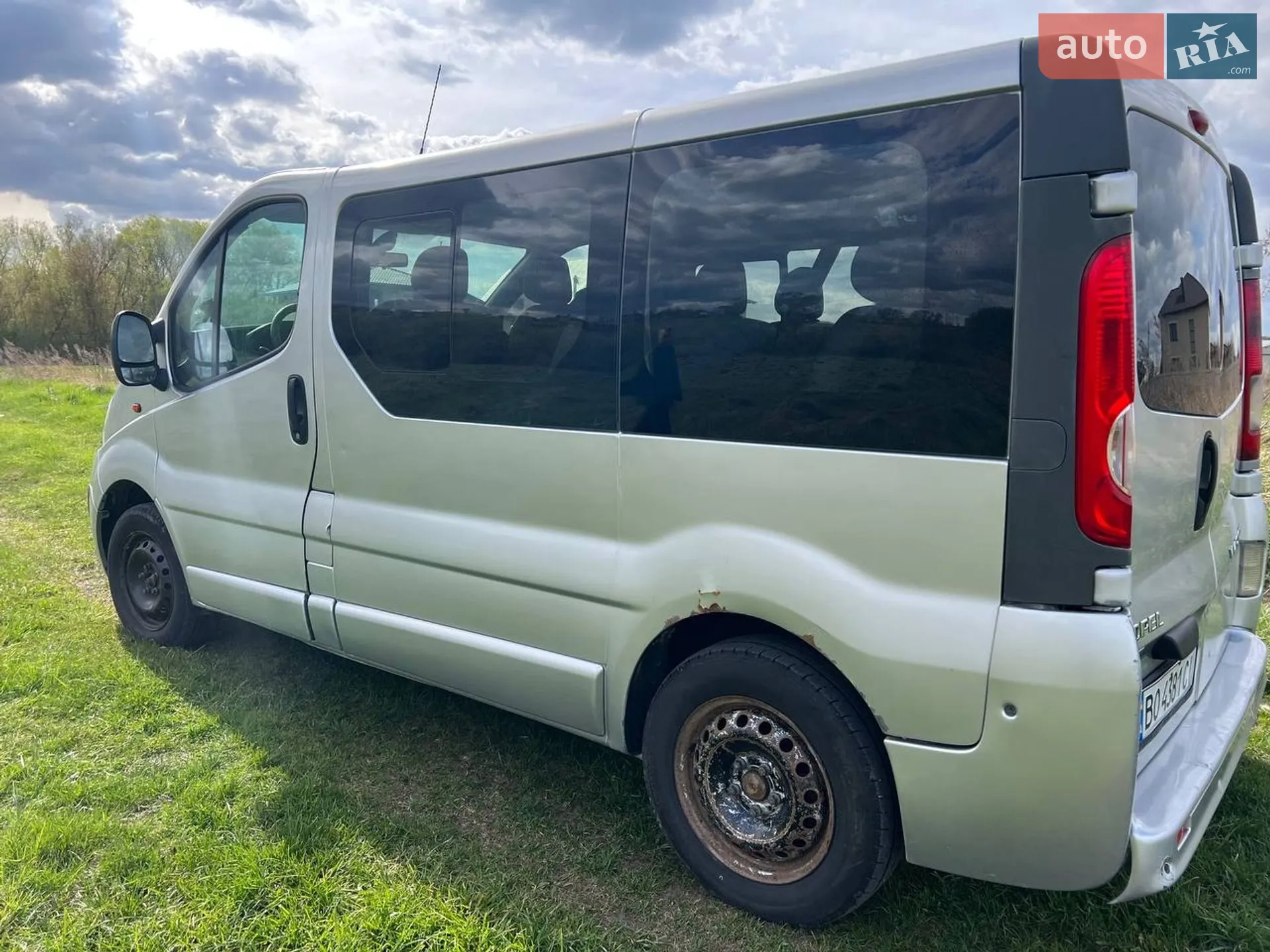 2010 Opel Vivaro - мініатюра 6