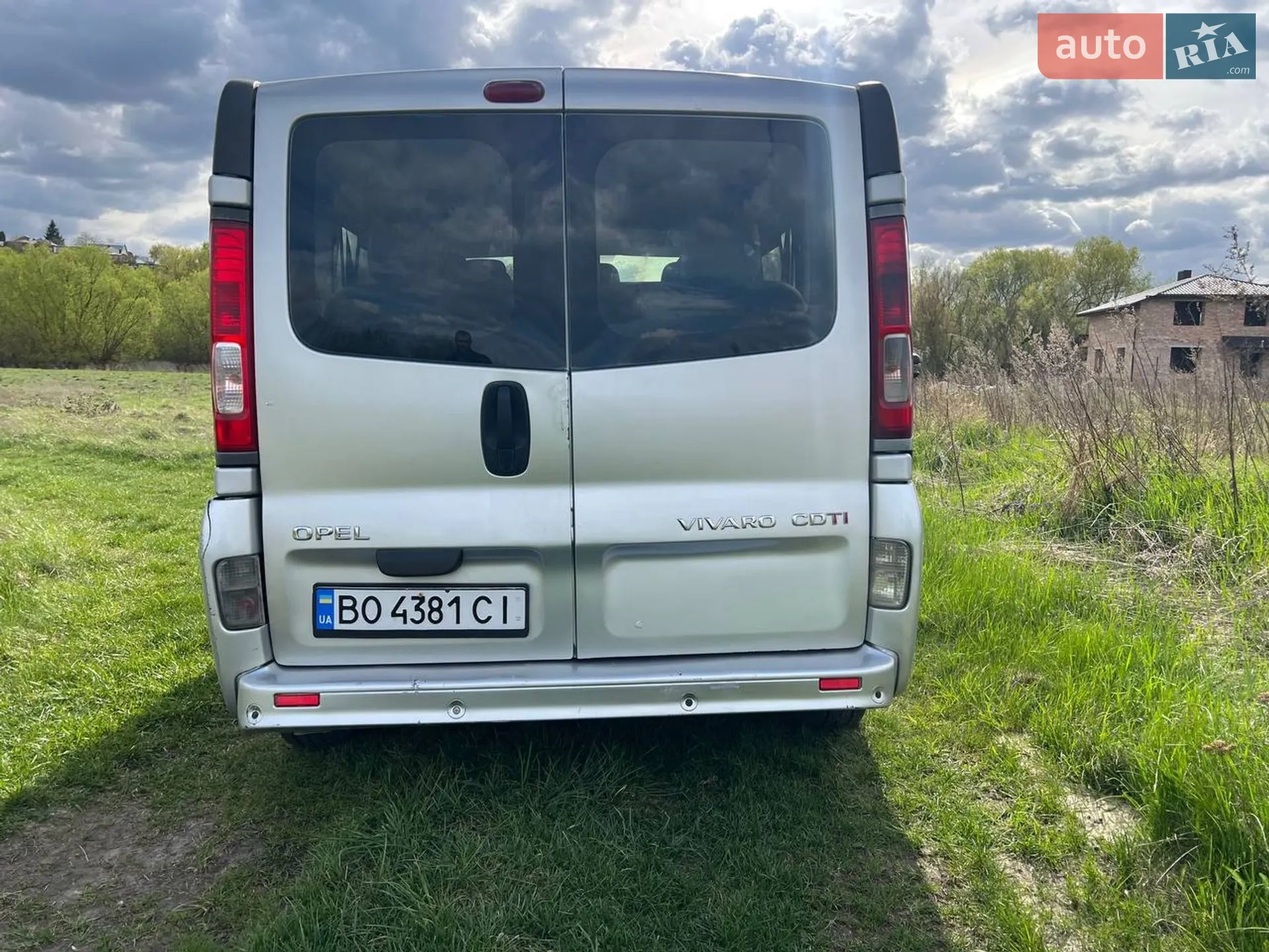 2010 Opel Vivaro - мініатюра 8