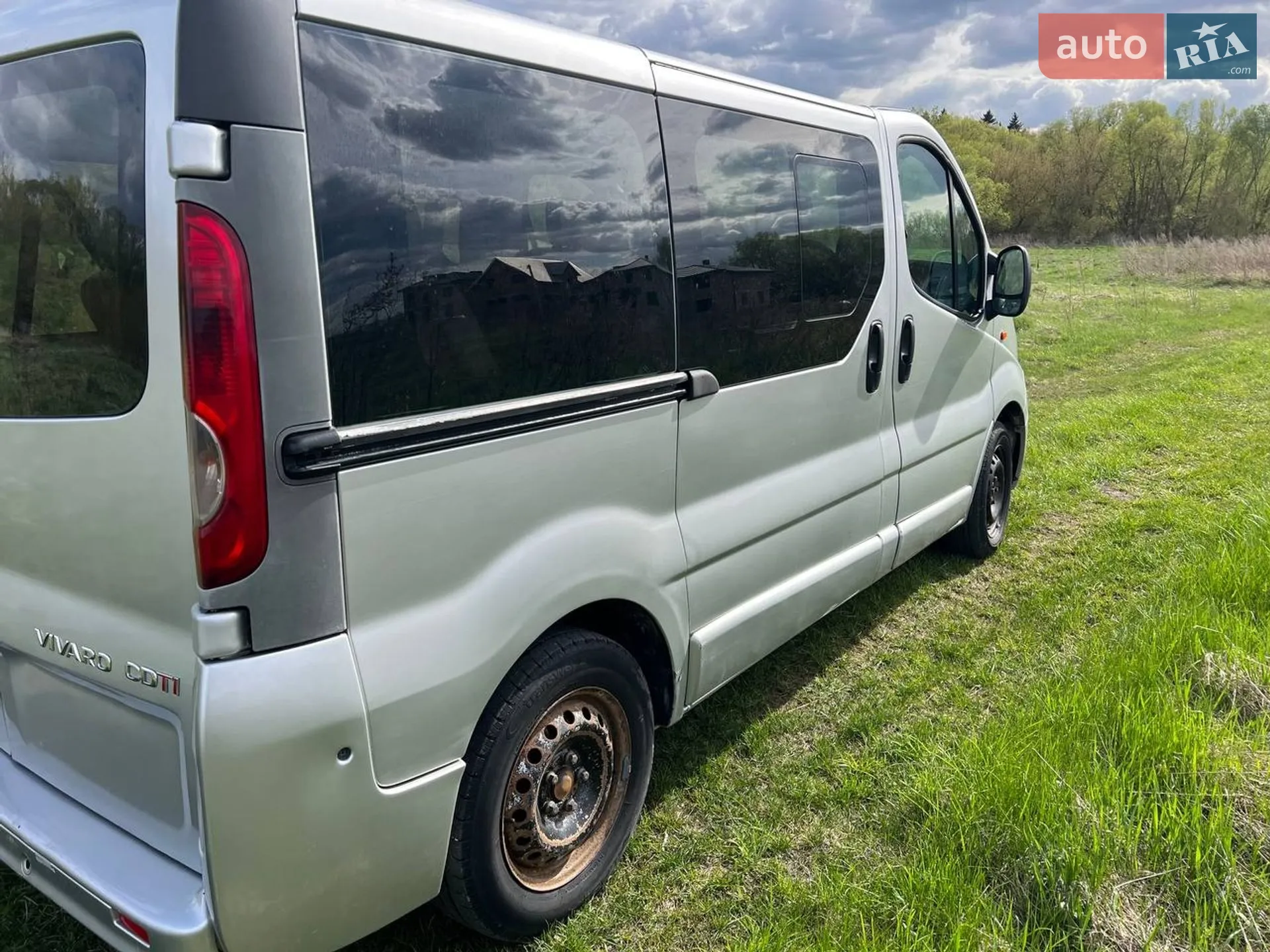 2010 Opel Vivaro - мініатюра 9