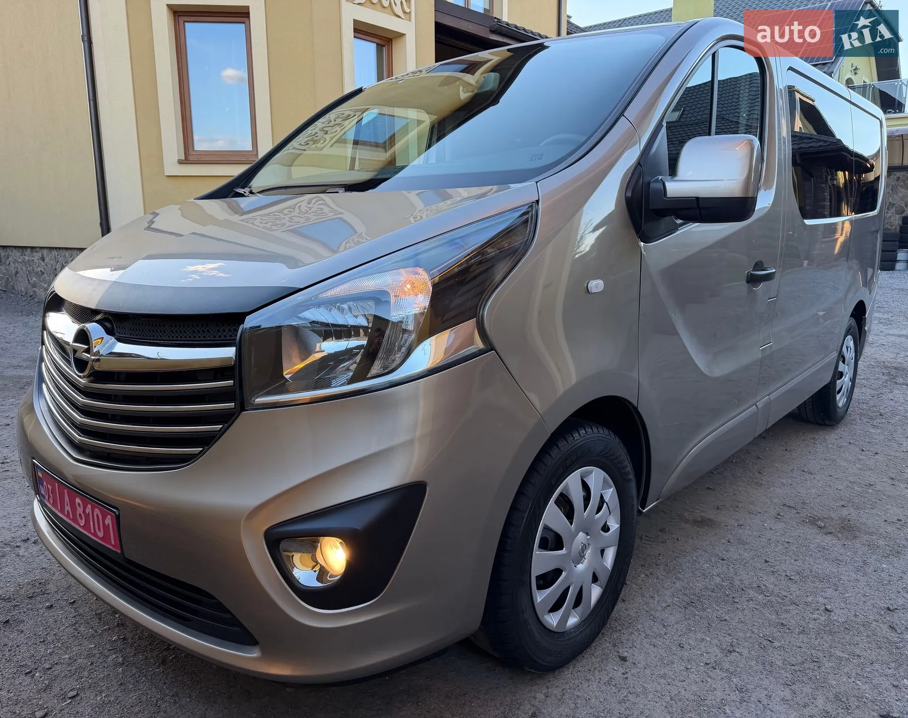 2016 Opel Vivaro - мініатюра 2