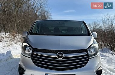 Минивэн Opel Vivaro 2017 в Калуше
