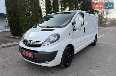 Грузовой фургон Opel Vivaro 2014 в Корце