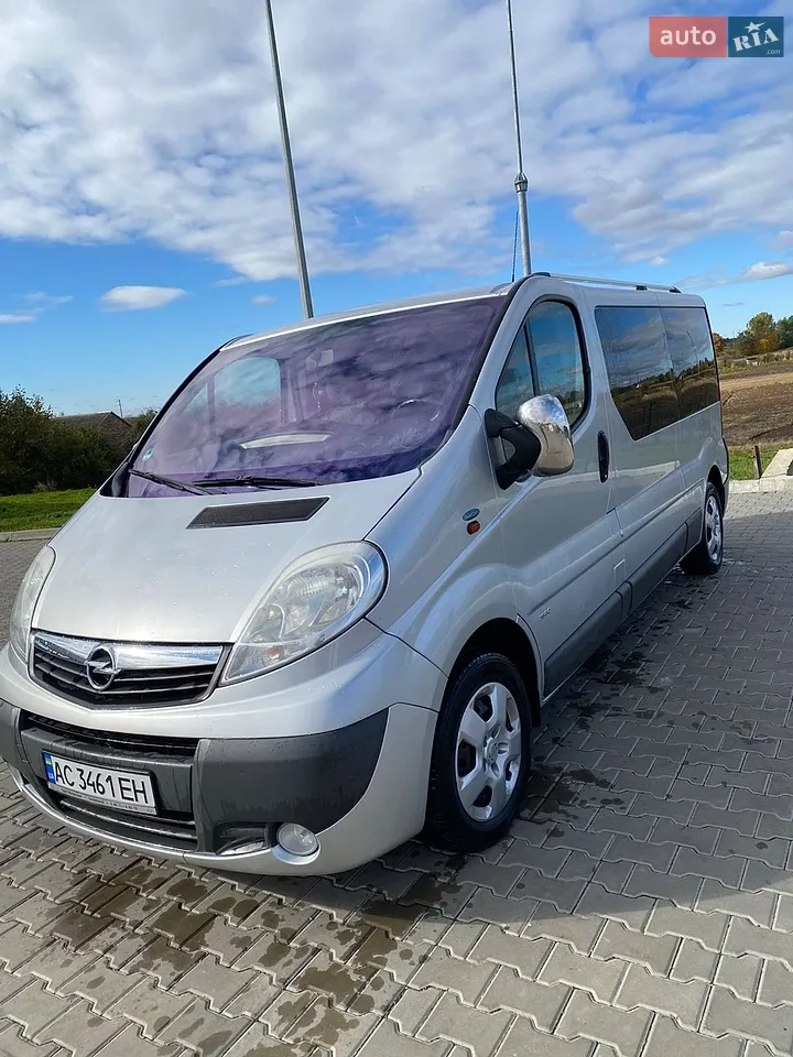 2010 Opel Vivaro - мініатюра 23