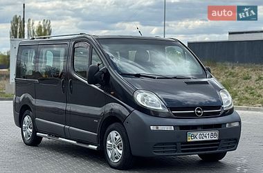 Минивэн Opel Vivaro 2003 в Луцке