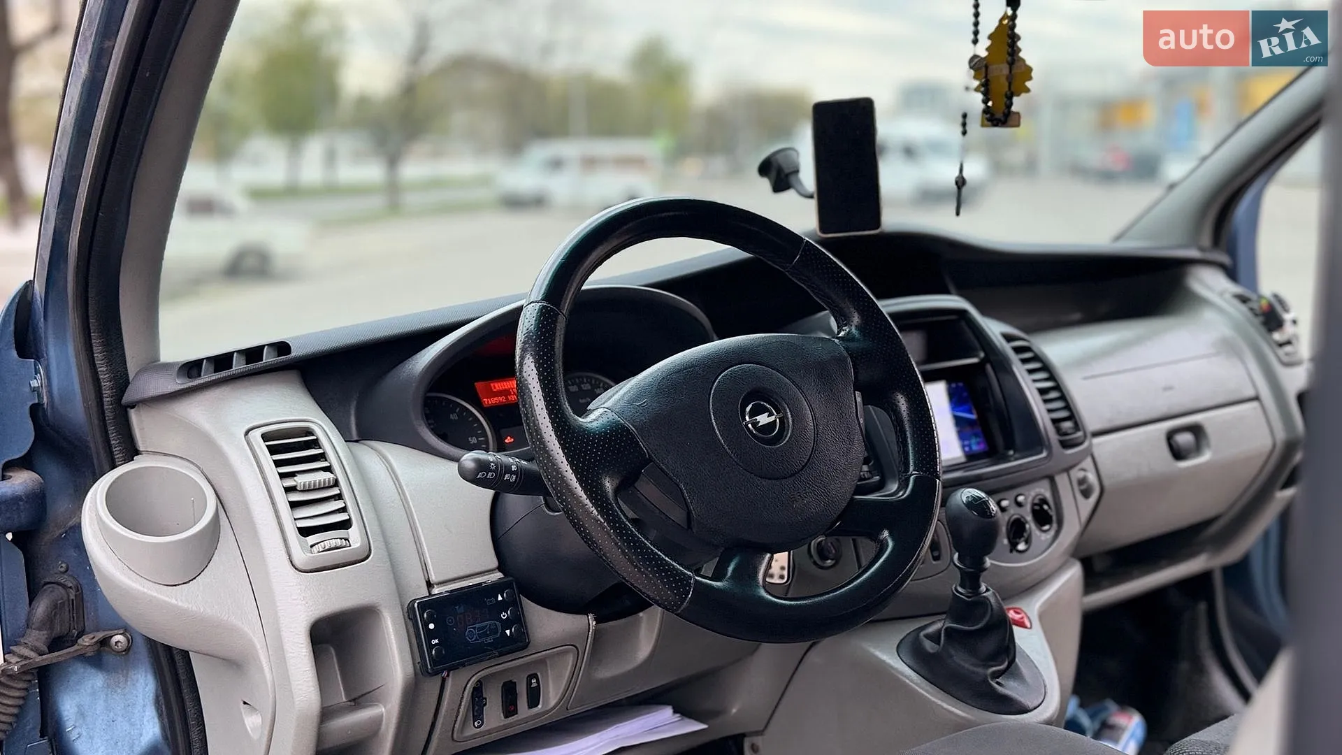 2010 Opel Vivaro - мініатюра 38