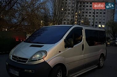 Минивэн Opel Vivaro 2002 в Александрие