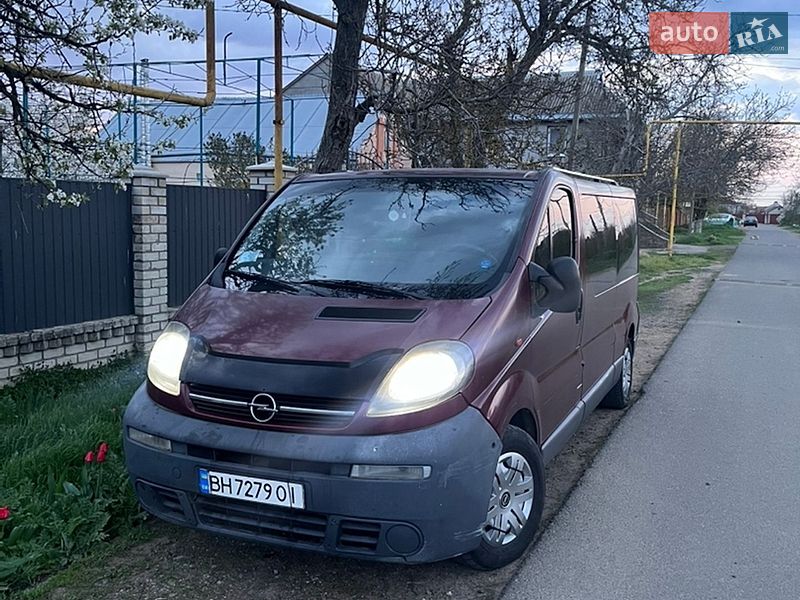 Мінівен Opel Vivaro 2005 в Одесі
