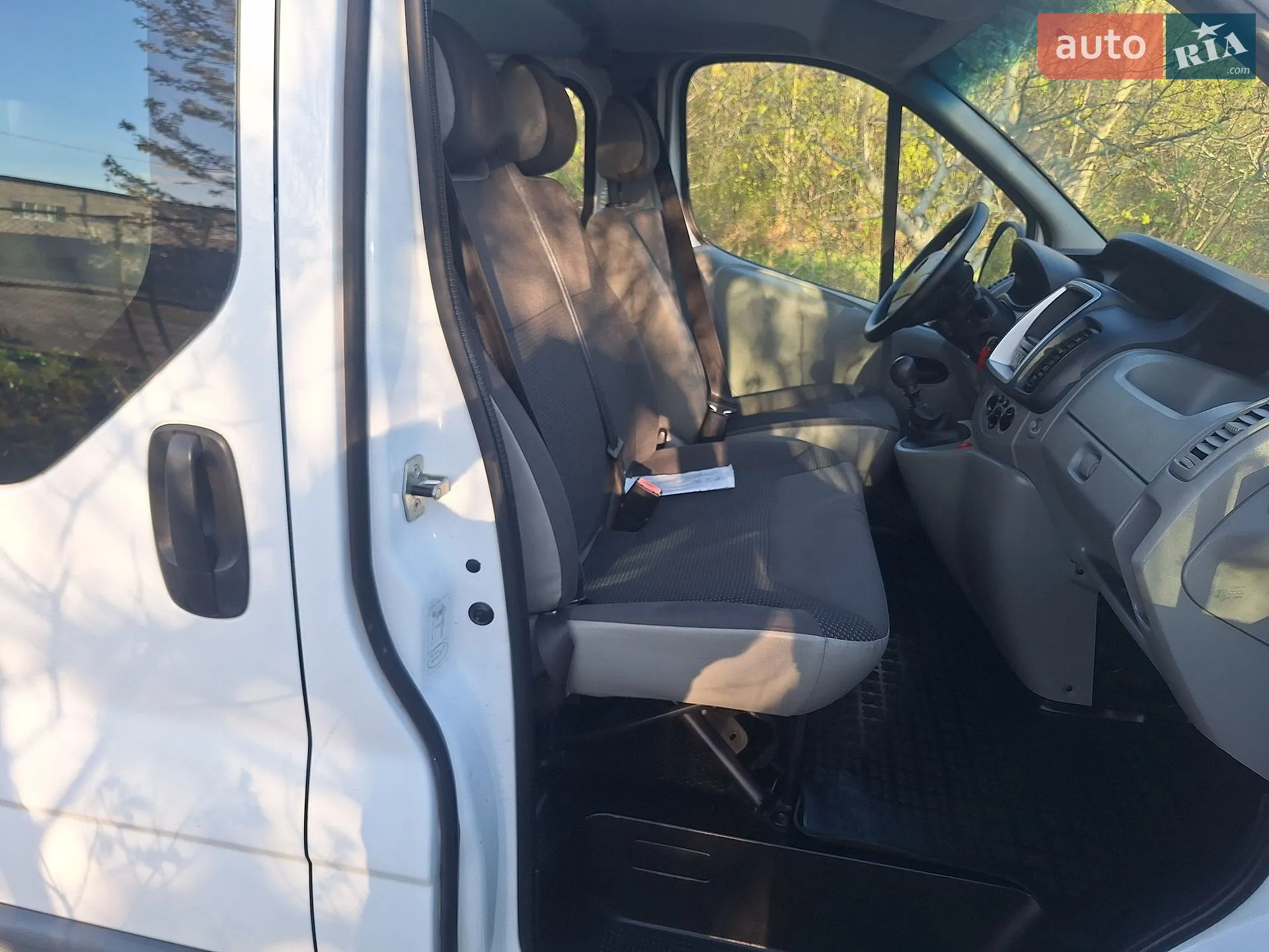 2011 Opel Vivaro - мініатюра 9