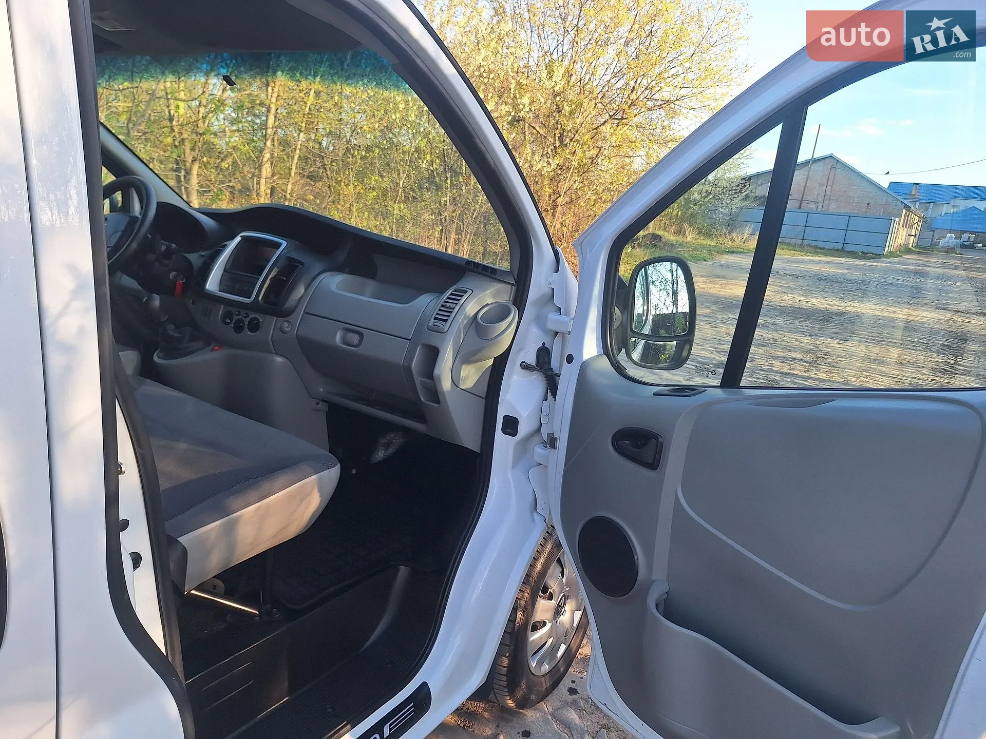 2011 Opel Vivaro - мініатюра 10