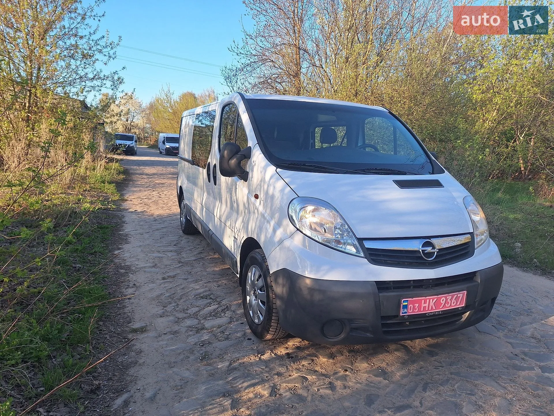 2011 Opel Vivaro - фото 1