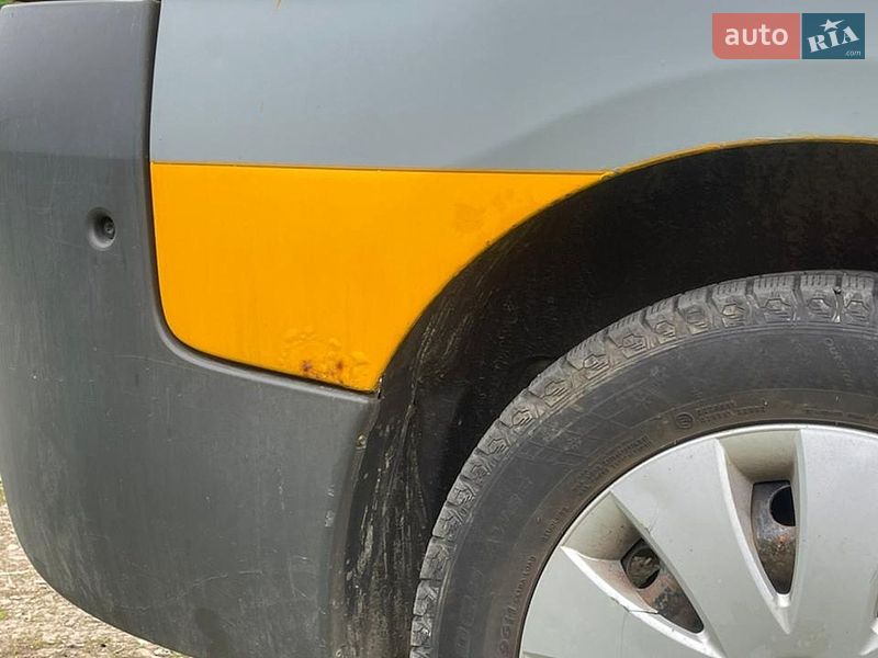Мінівен Opel Vivaro 2008 в Івано-Франківську