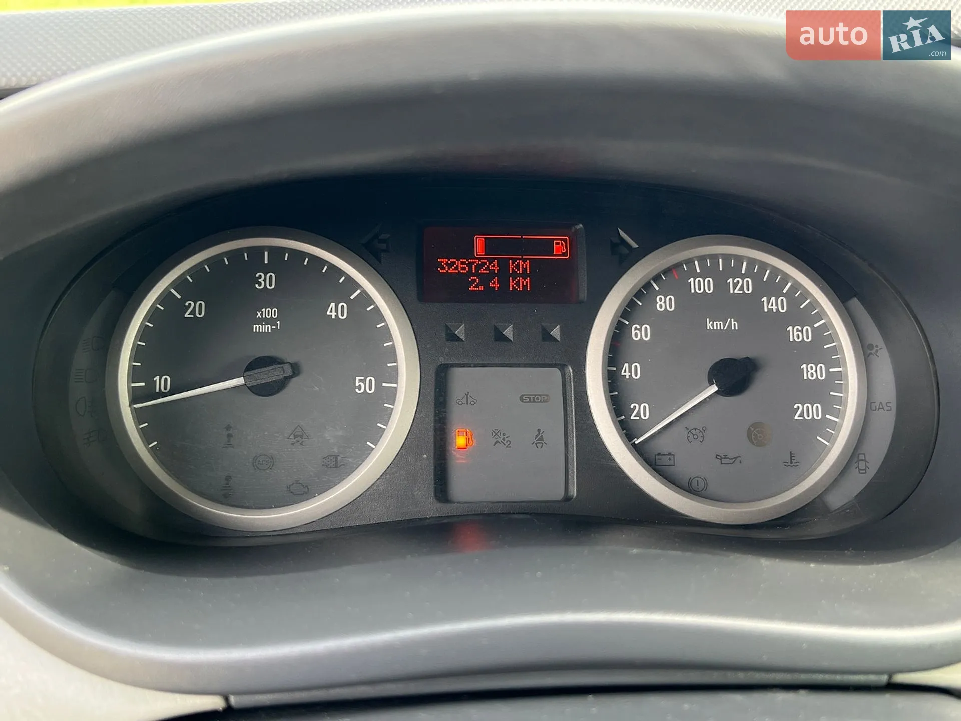 2010 Opel Vivaro - мініатюра 27