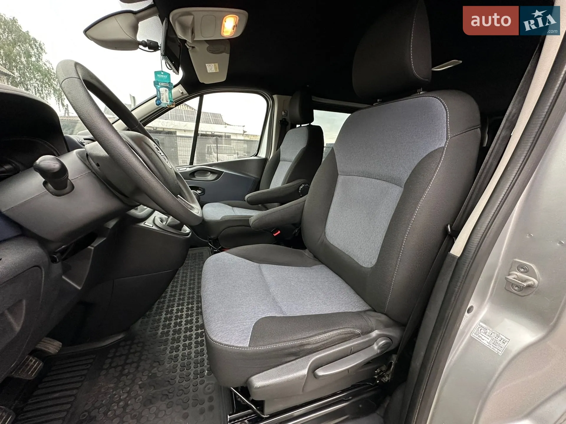 2017 Opel Vivaro - мініатюра 40