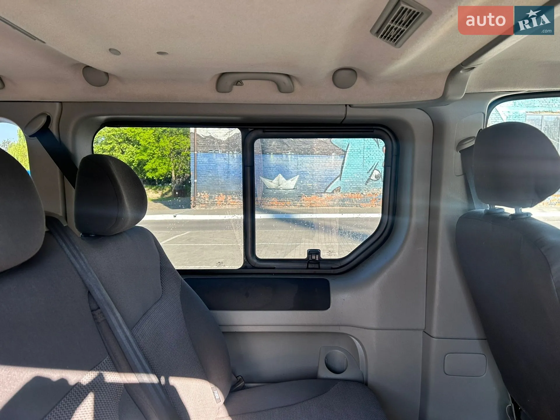 2011 Opel Vivaro - мініатюра 10