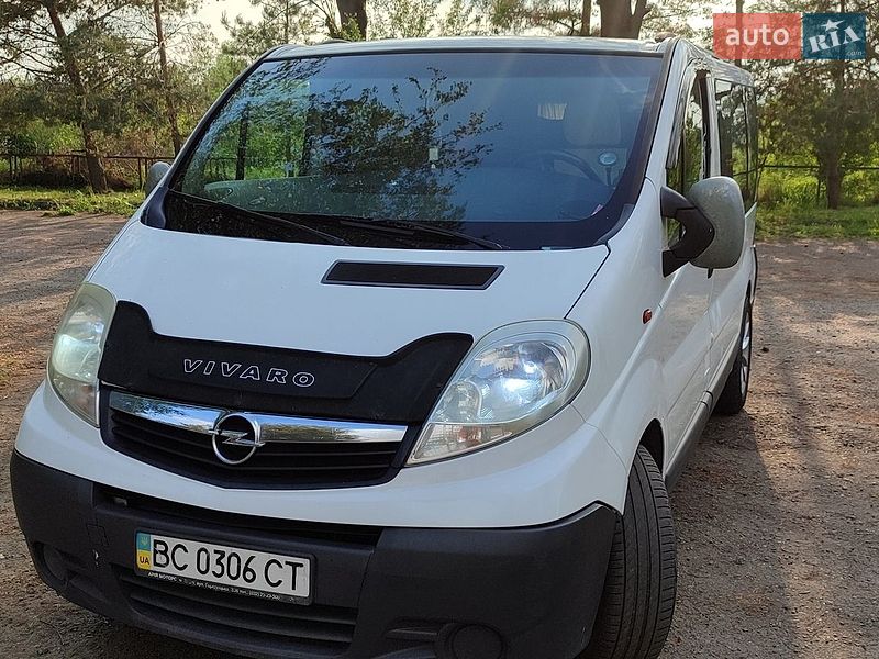 Opel Vivaro 2006