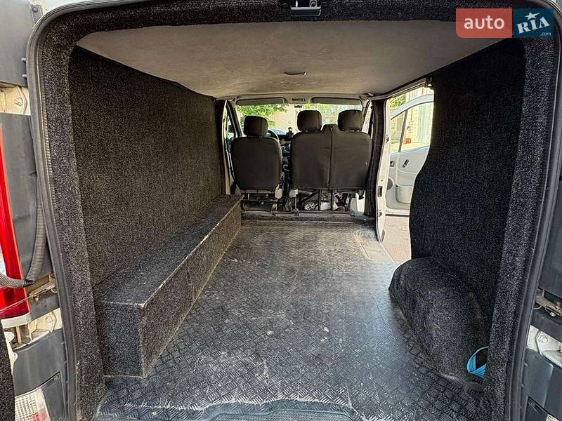 Грузовой фургон Opel Vivaro 2007 в Киеве фото 4 Грузовой фургон Opel Vivaro 2007 в Киеве