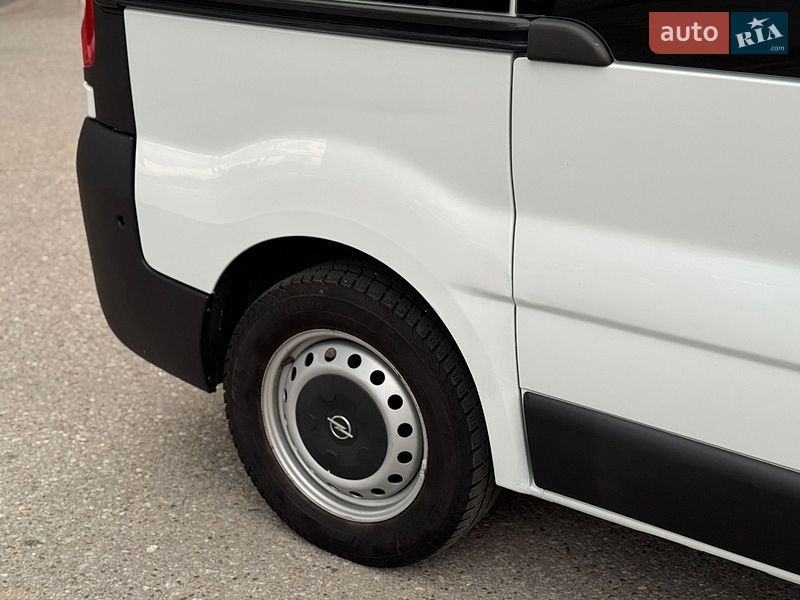 Минивэн Opel Vivaro 2014 в Черновцах