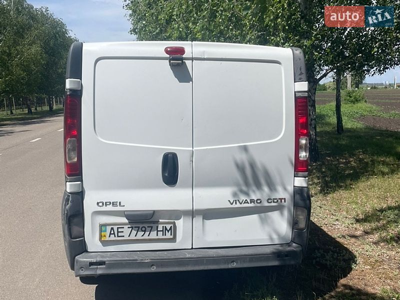 Грузовой фургон Opel Vivaro 2010 в Днепре
