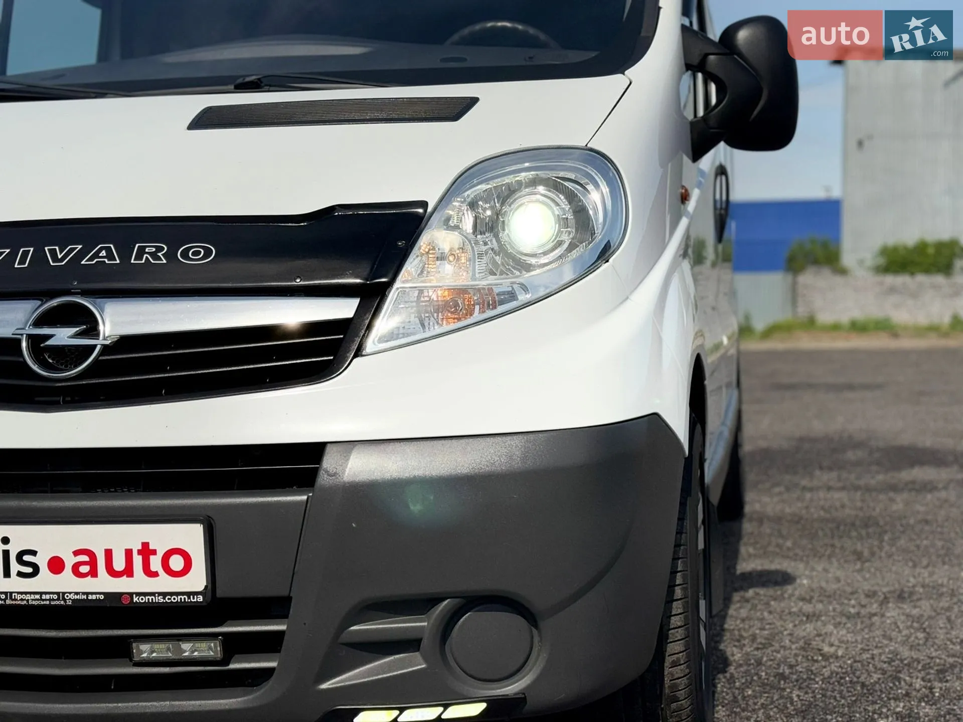 2011 Opel Vivaro - мініатюра 10