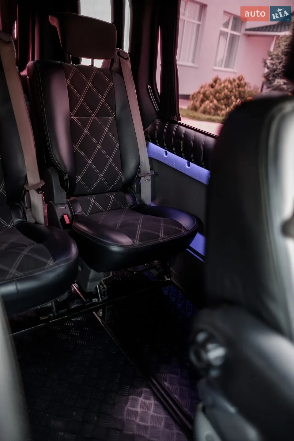 2010 Opel Vivaro - мініатюра 24
