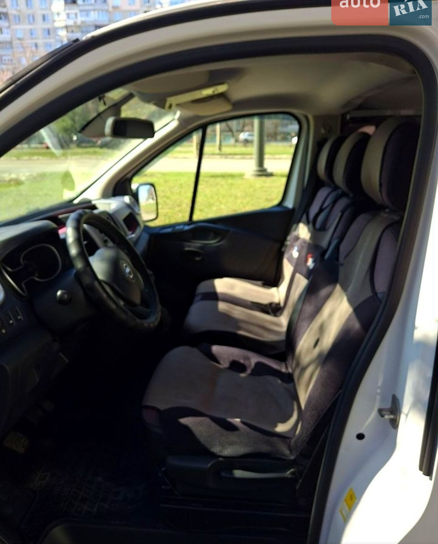 2016 Opel Vivaro - мініатюра 2