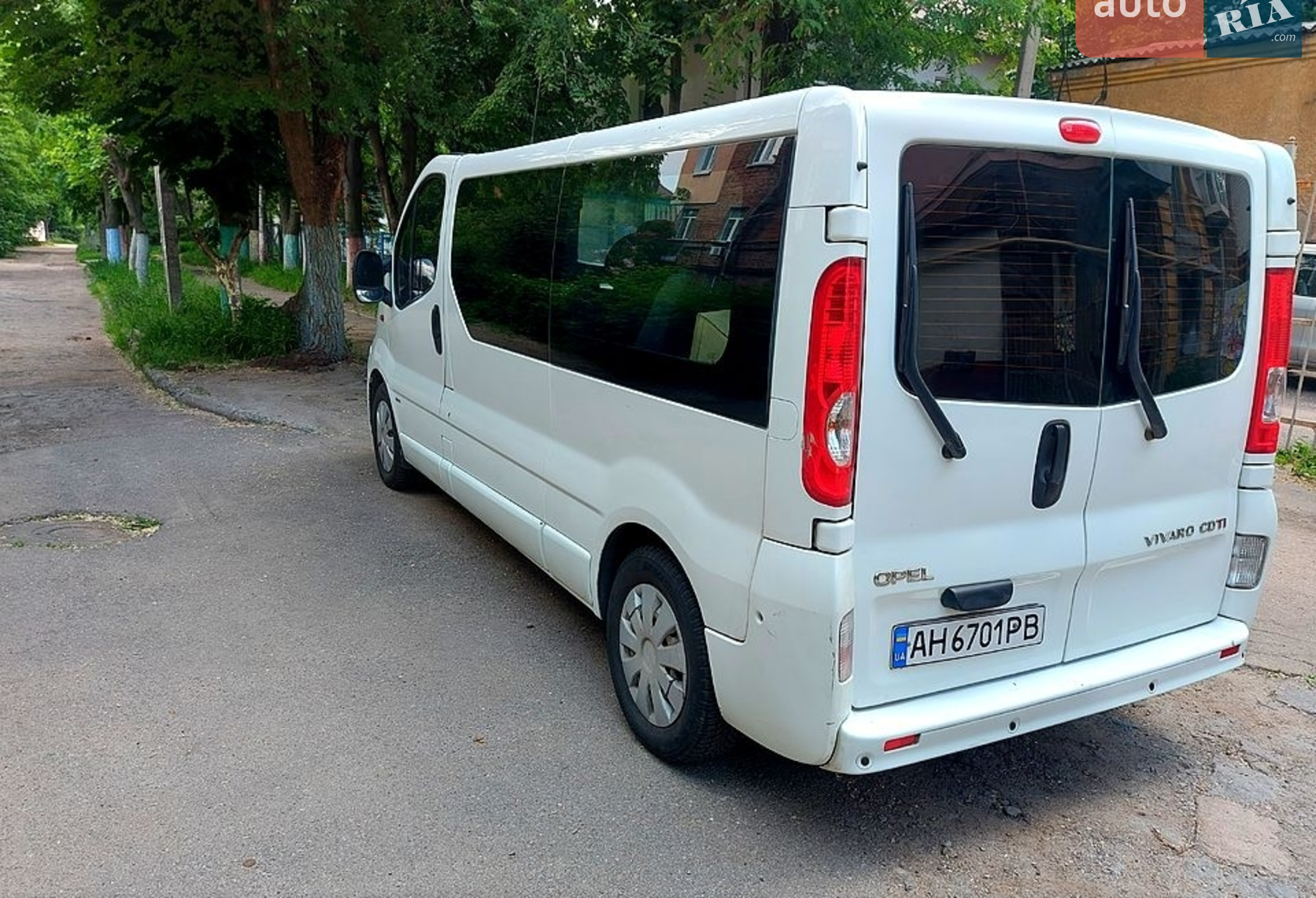 2012 Opel Vivaro - мініатюра 2