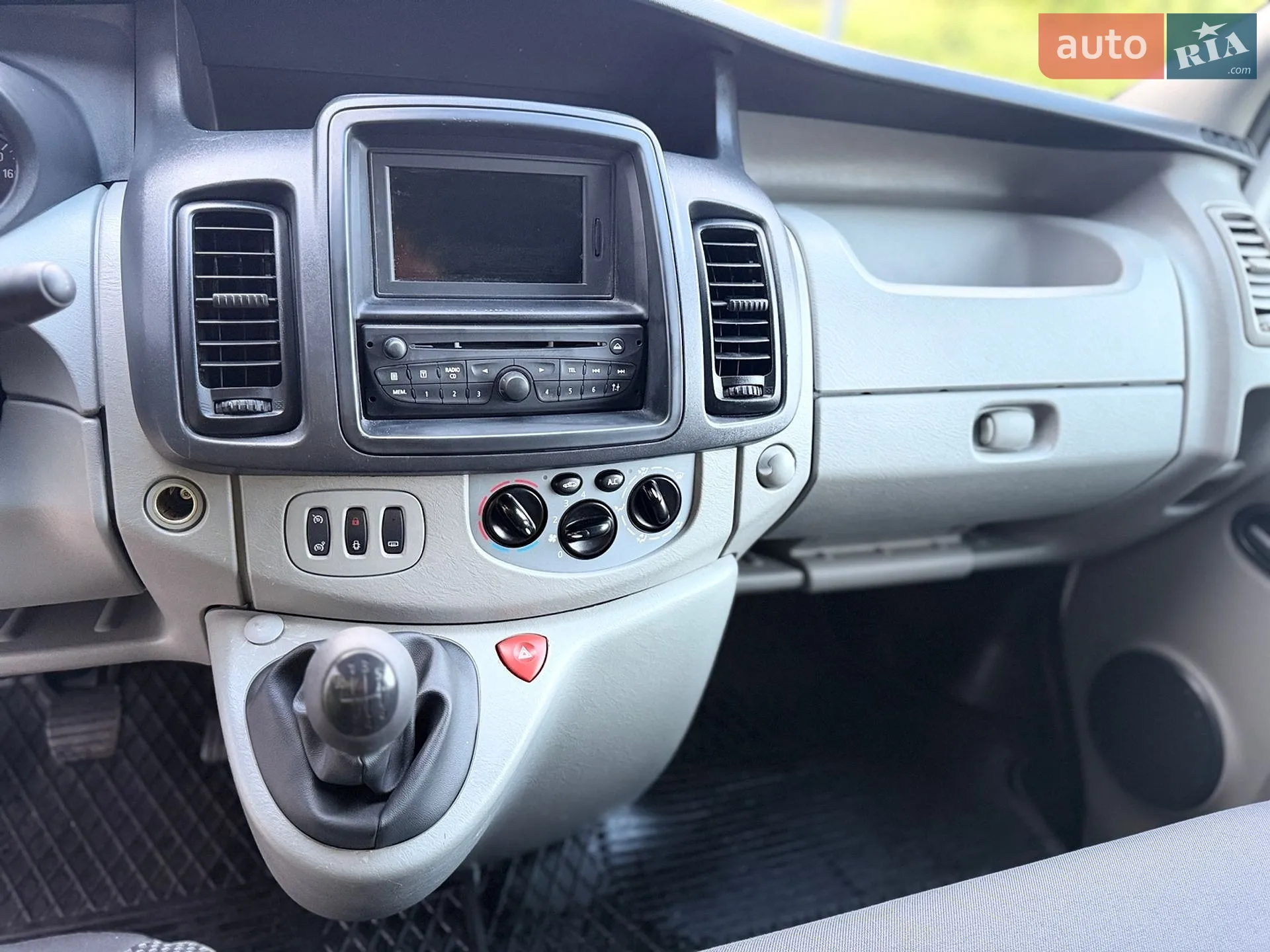 2014 Opel Vivaro - мініатюра 13