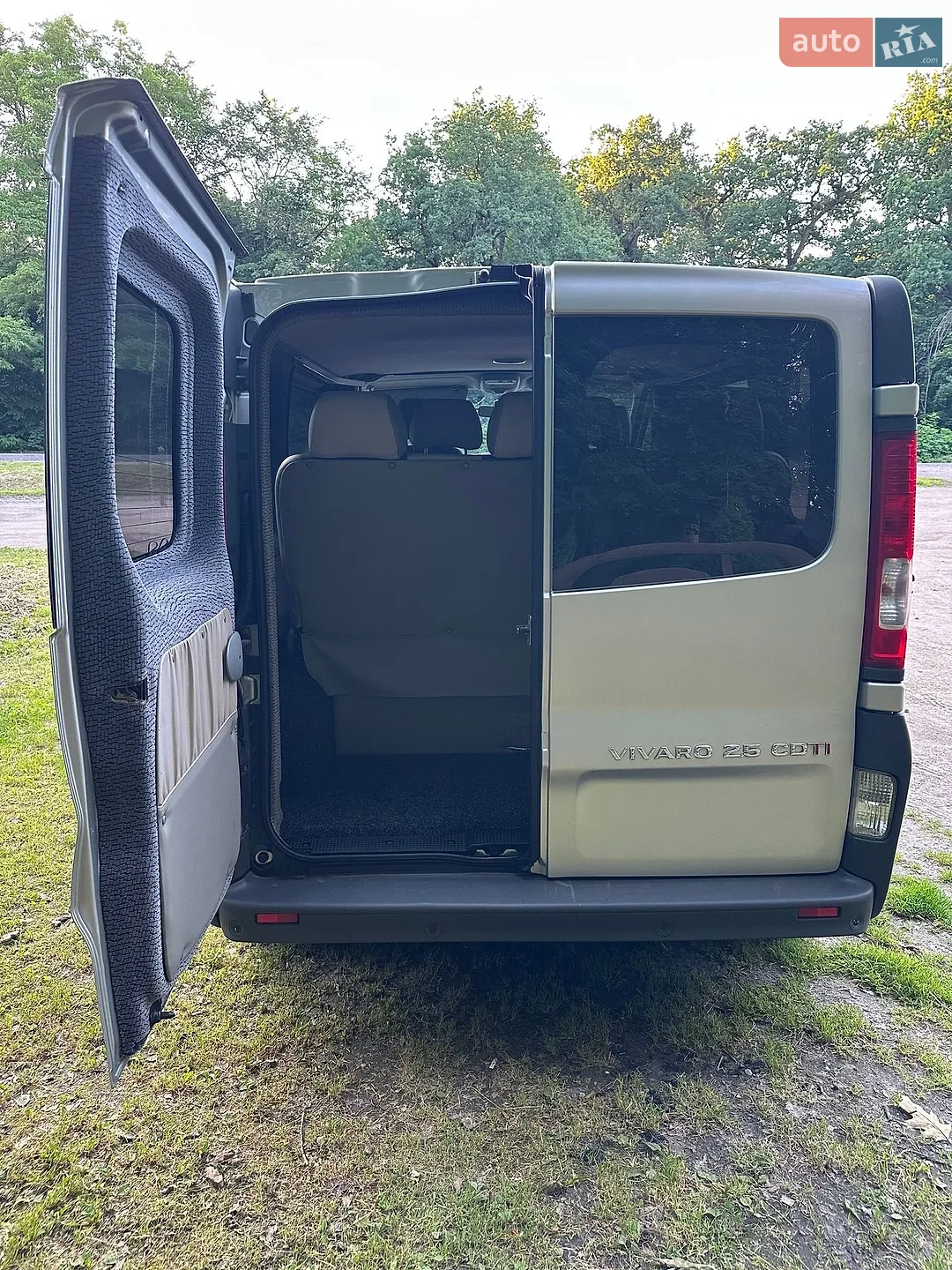 2011 Opel Vivaro - мініатюра 9