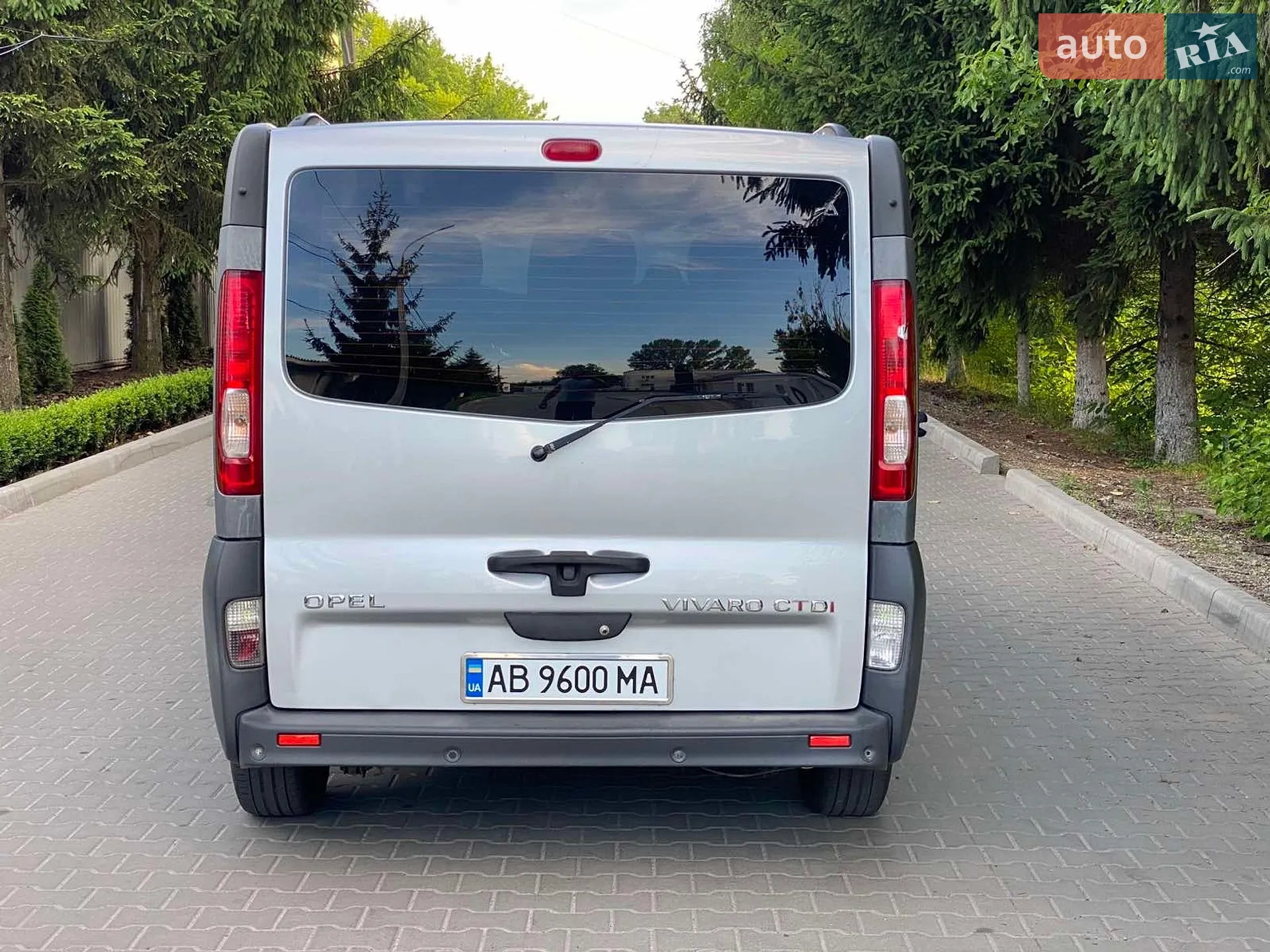 2010 Opel Vivaro - мініатюра 16