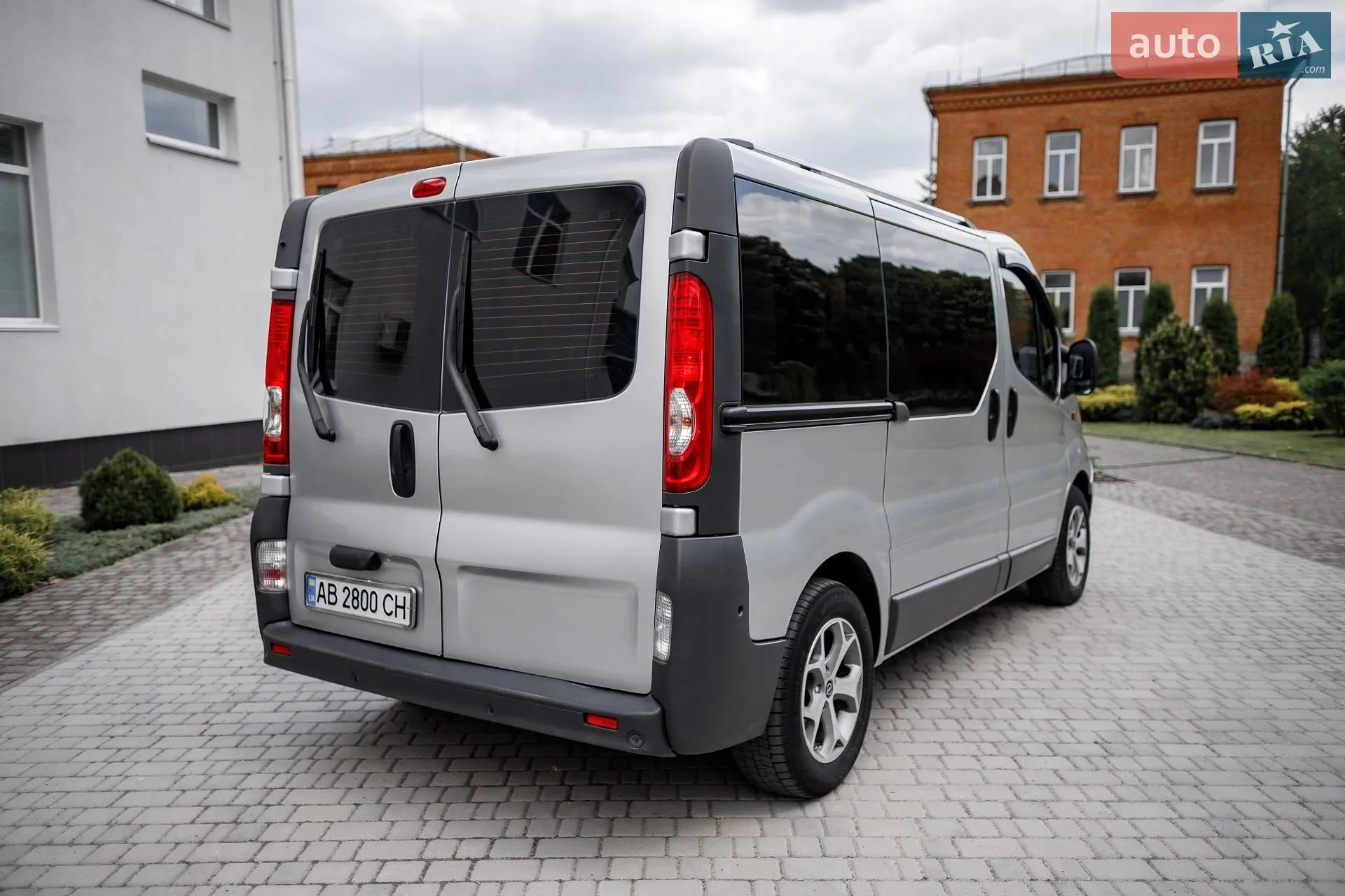 2010 Opel Vivaro - мініатюра 7