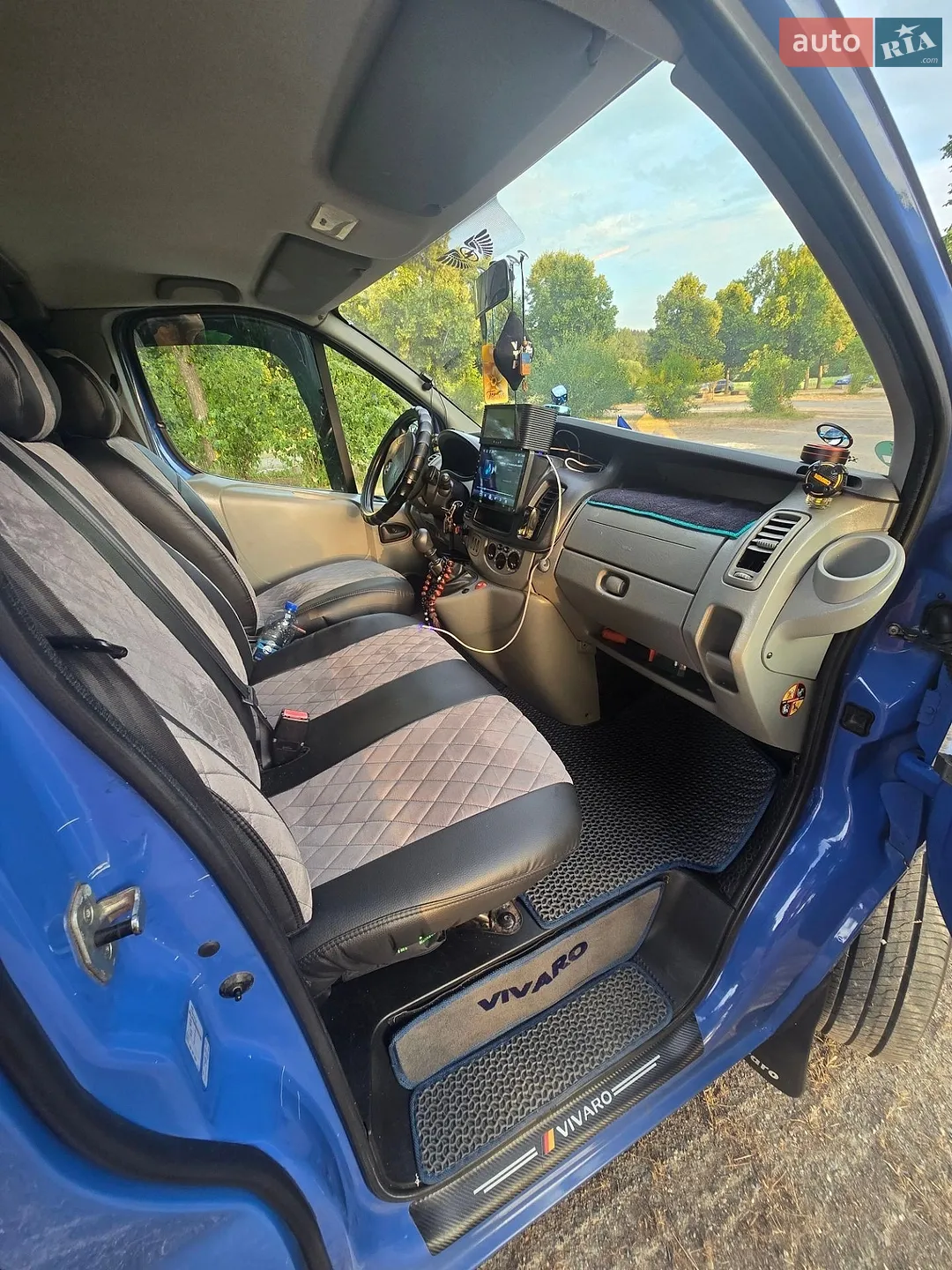2010 Opel Vivaro - мініатюра 13