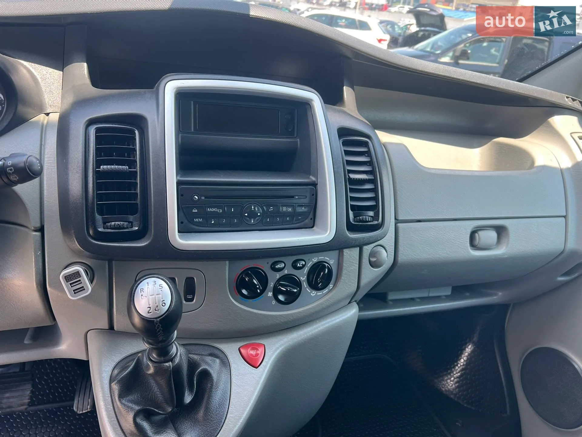 2012 Opel Vivaro - мініатюра 13