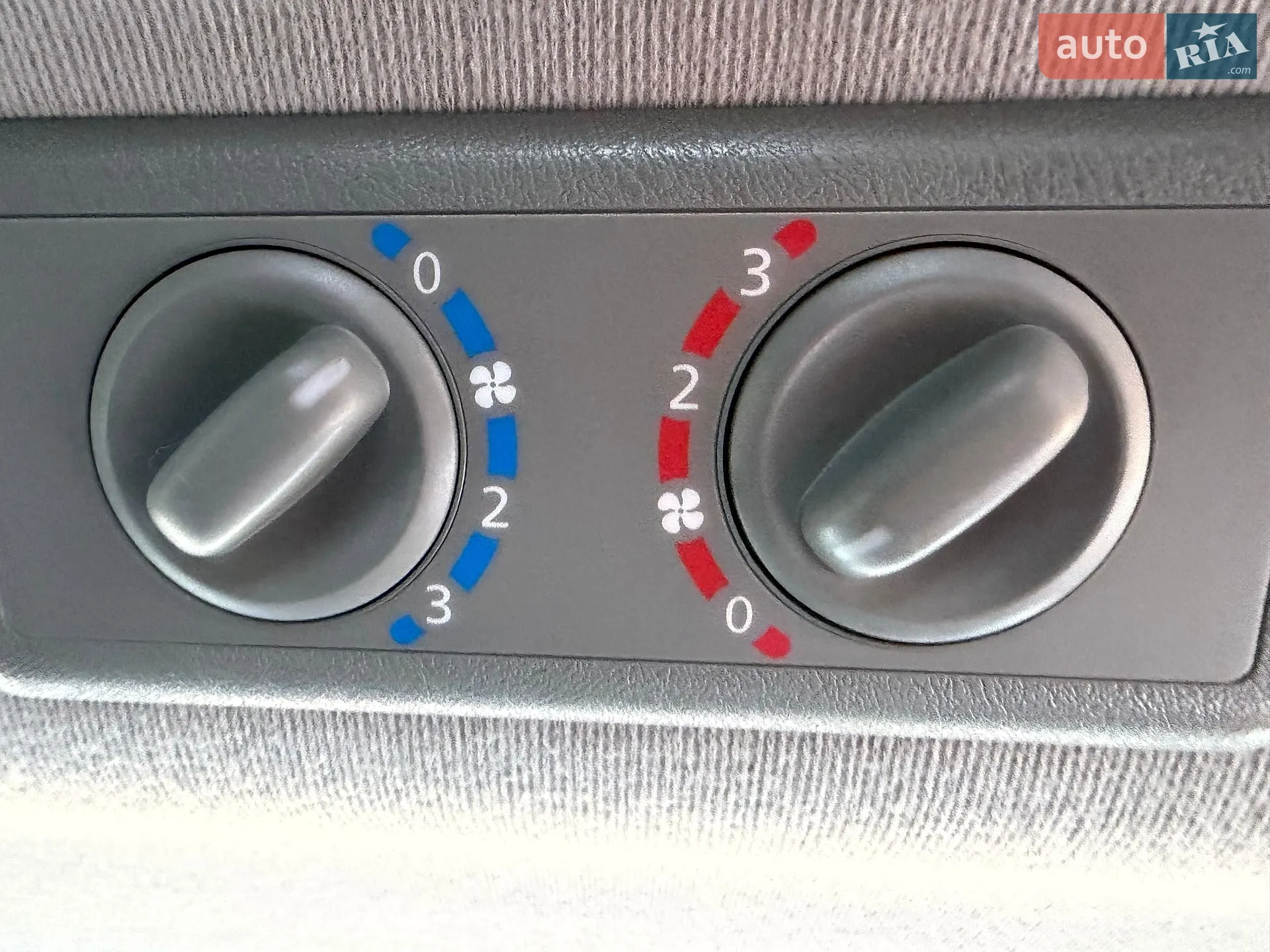 2014 Opel Vivaro - мініатюра 203