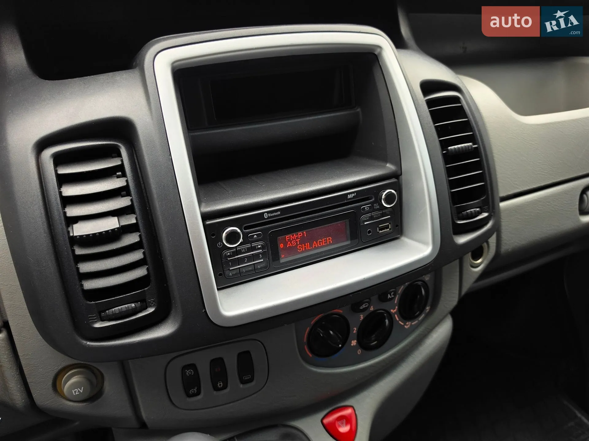 2012 Opel Vivaro - мініатюра 22