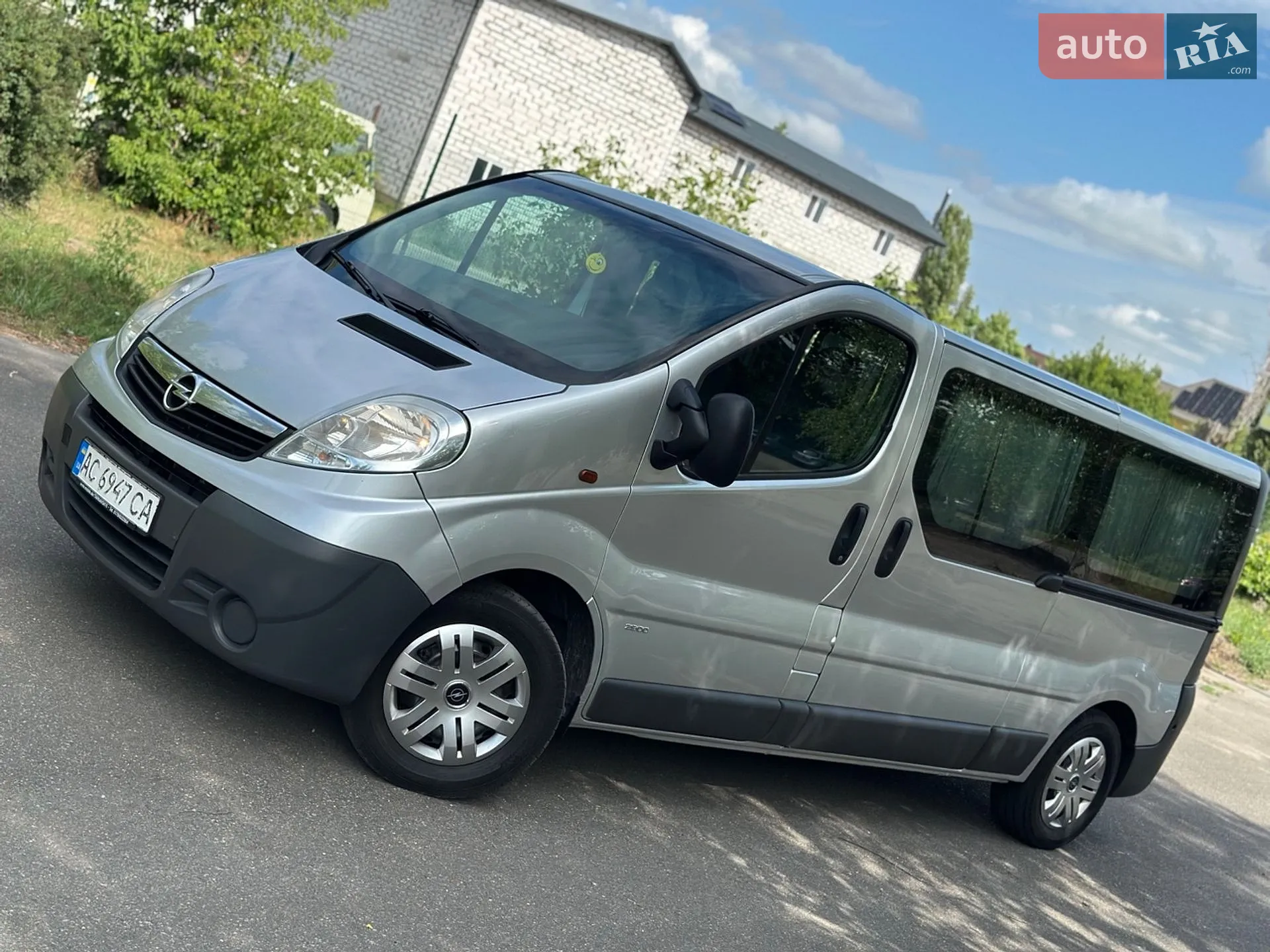 2010 Opel Vivaro - мініатюра 5