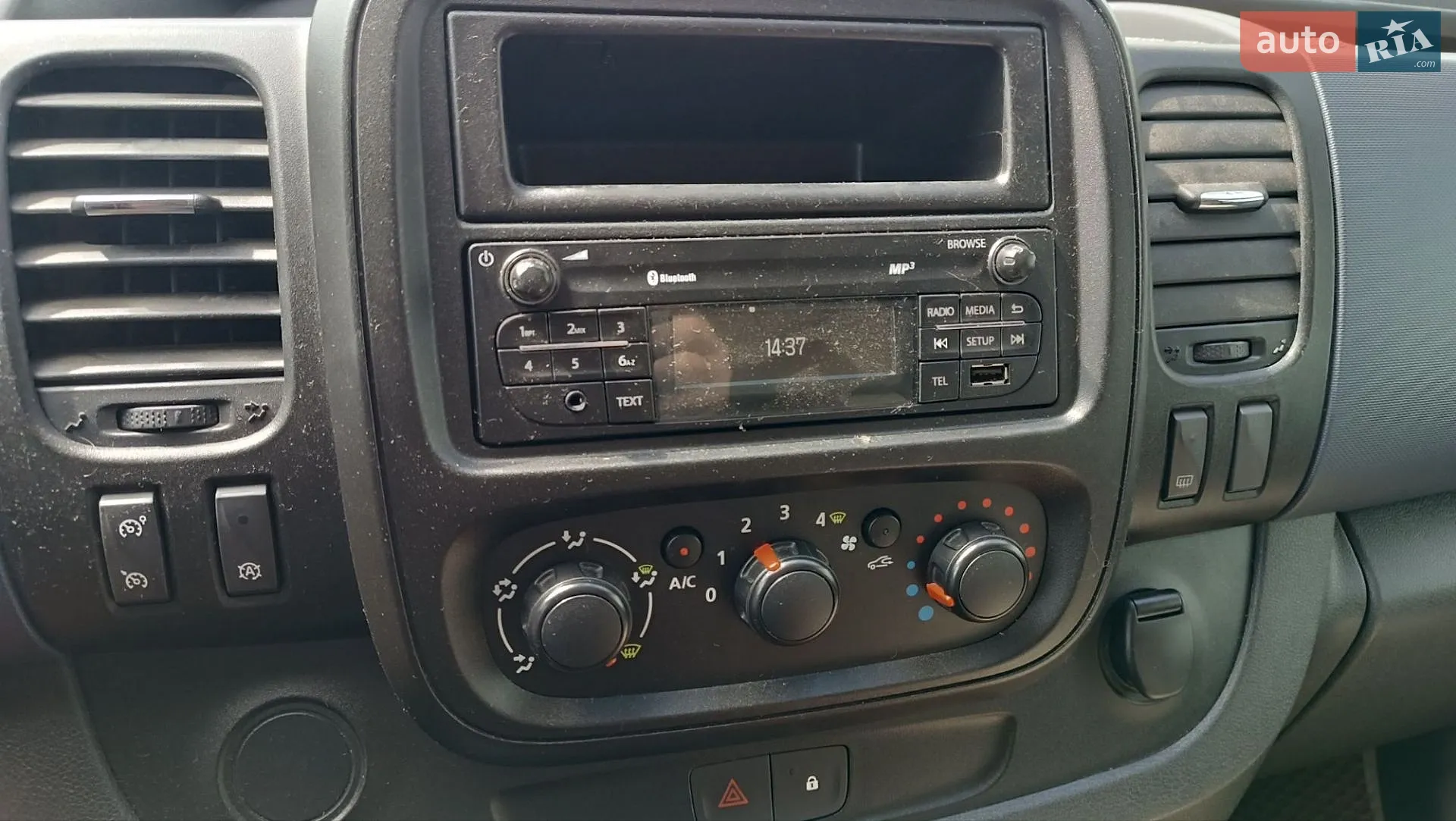 2015 Opel Vivaro - мініатюра 21
