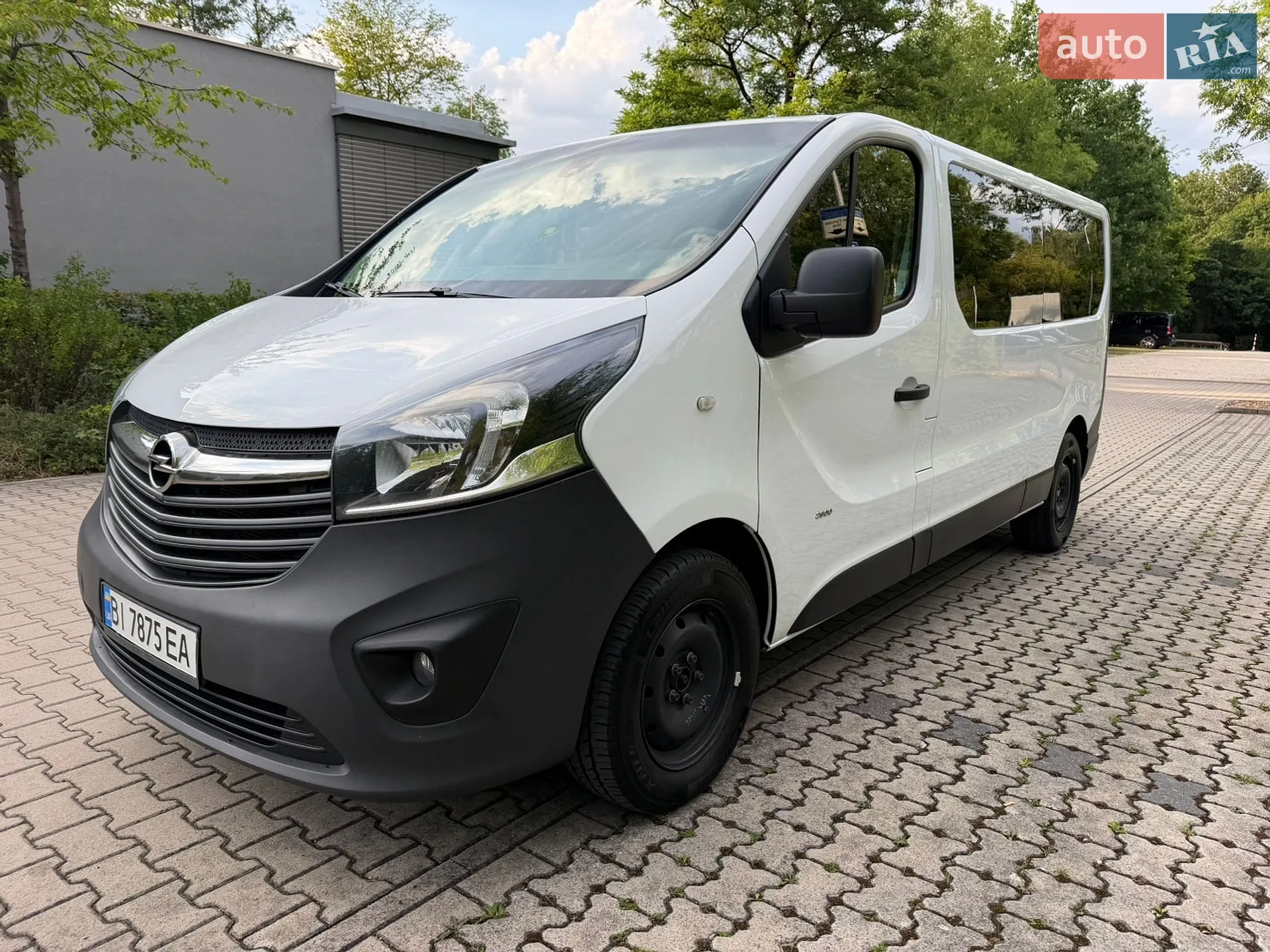 2015 Opel Vivaro - мініатюра 3