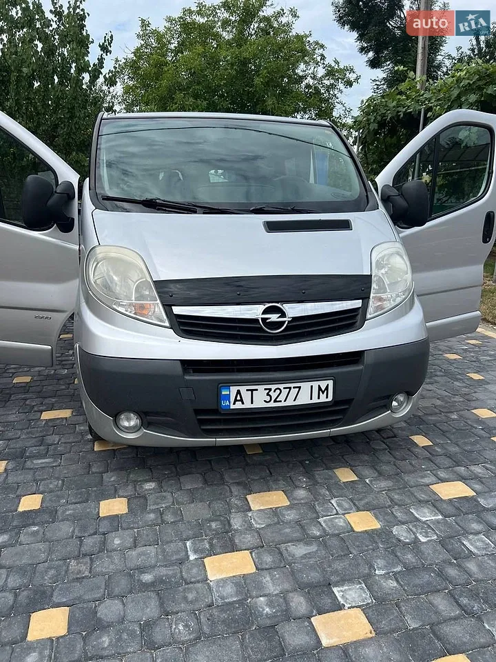 2010 Opel Vivaro - мініатюра 19