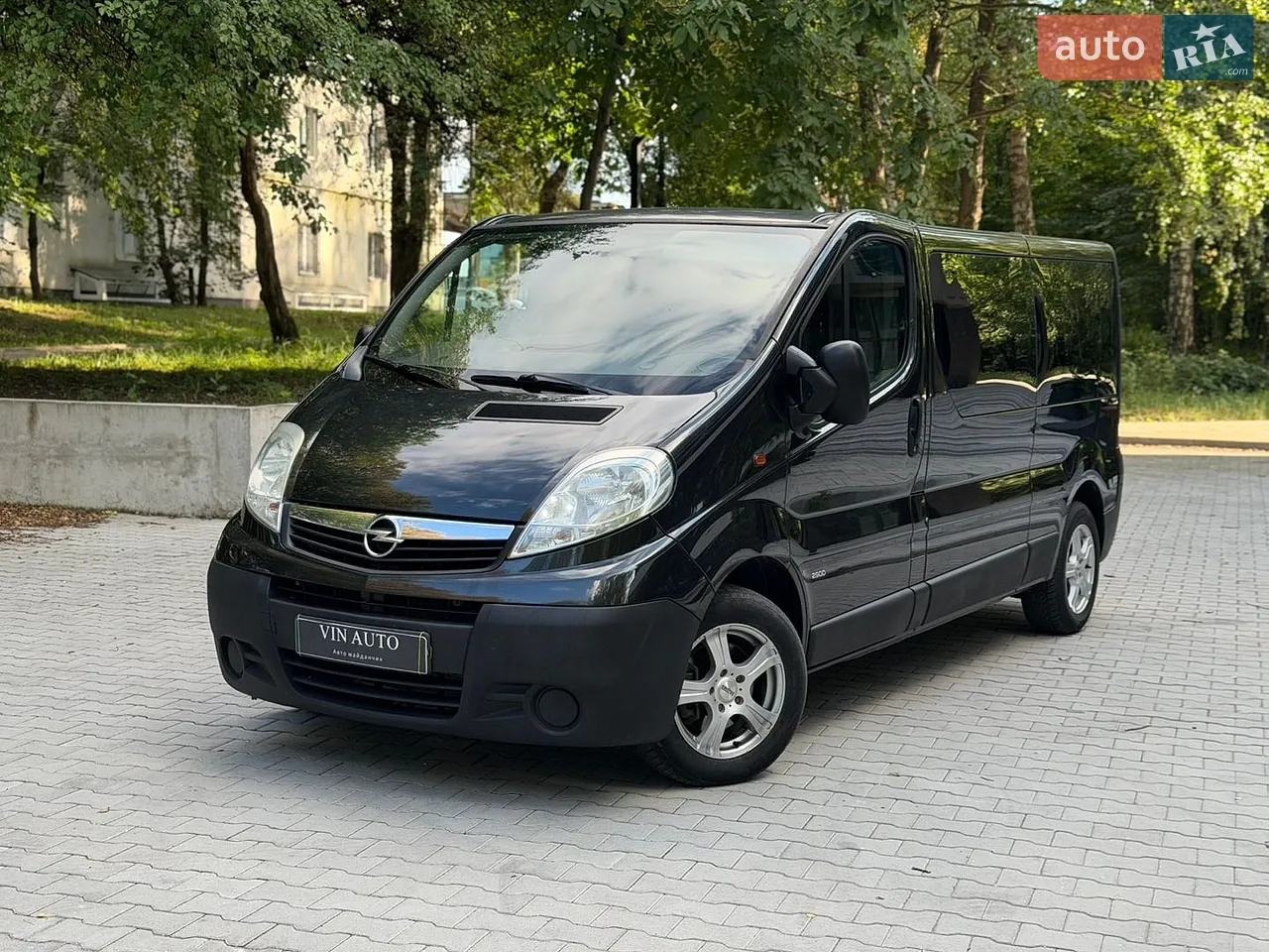 2010 Opel Vivaro - мініатюра 16