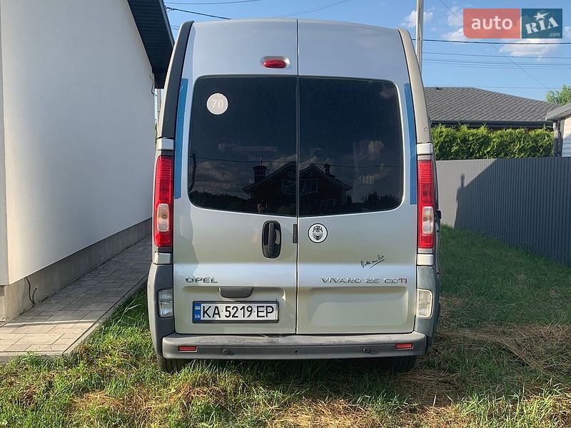 Грузовой фургон Opel Vivaro 2006 в Киеве