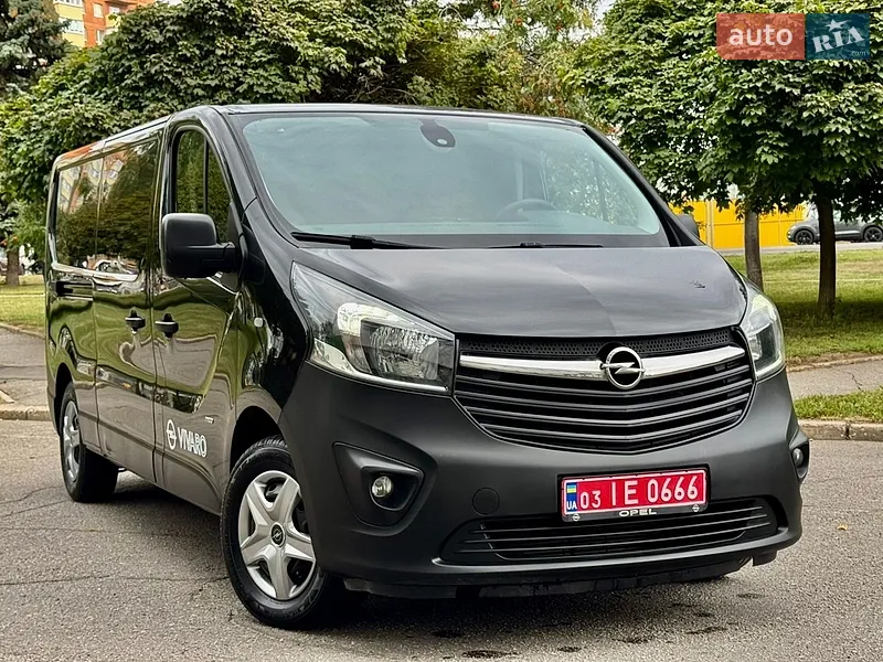 Opel Vivaro 2016