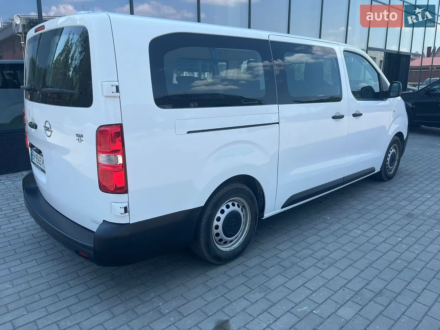 2021 Opel Vivaro - мініатюра 9