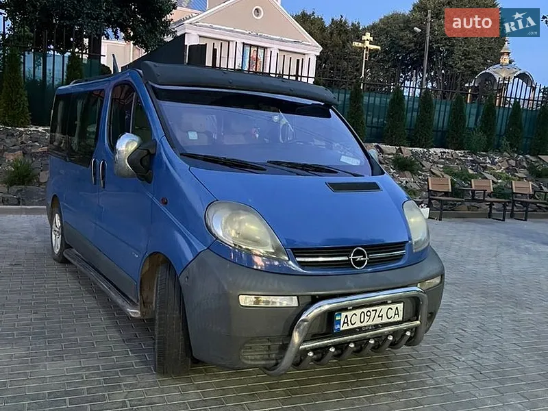 Opel Vivaro 2003