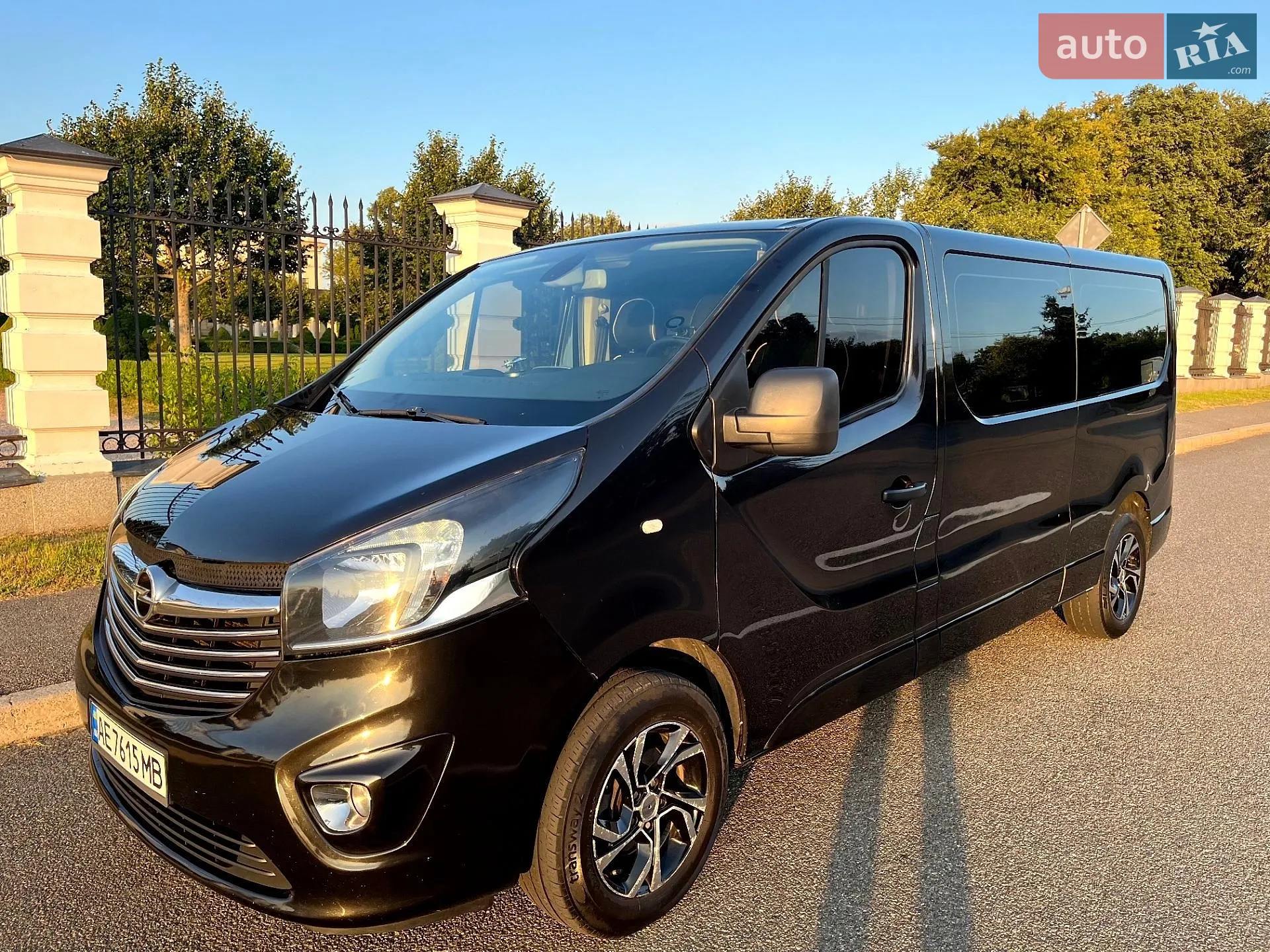 2015 Opel Vivaro - мініатюра 2