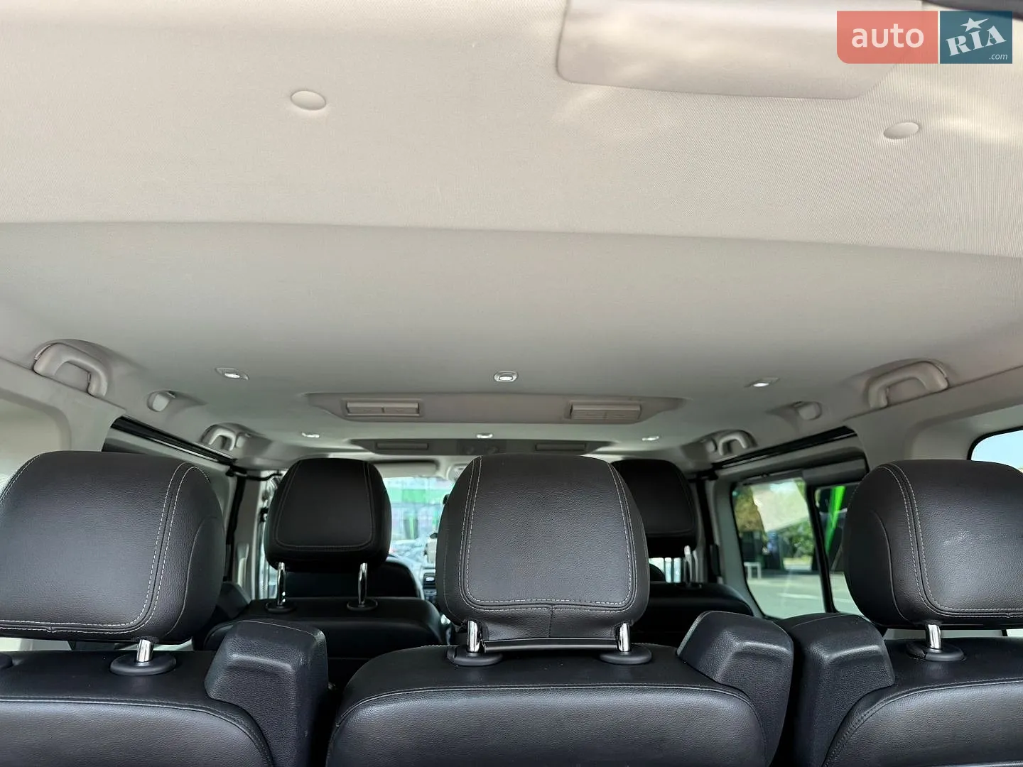 2017 Opel Vivaro - мініатюра 32