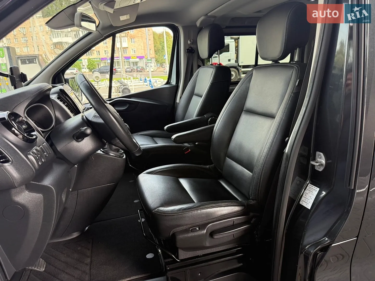 2017 Opel Vivaro - мініатюра 40