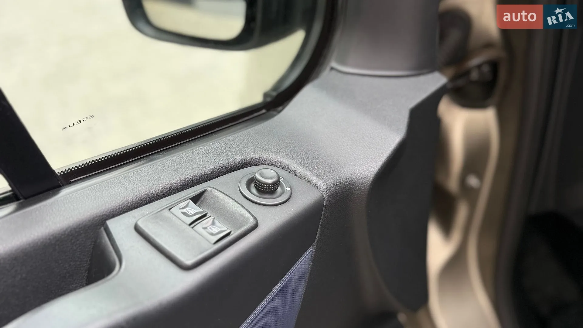 2016 Opel Vivaro - мініатюра 32