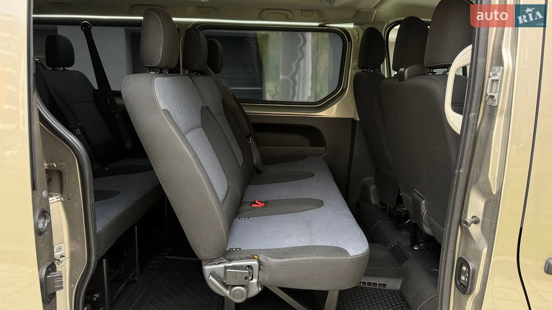 2016 Opel Vivaro - мініатюра 41